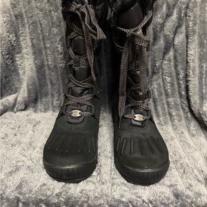 NWT Timberland Women's Black  Suede and Quilted Snow Boots